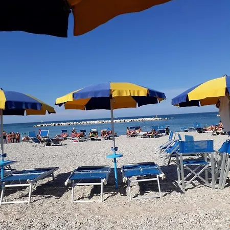 Casa Cuccagna 3* Fratte Rosa