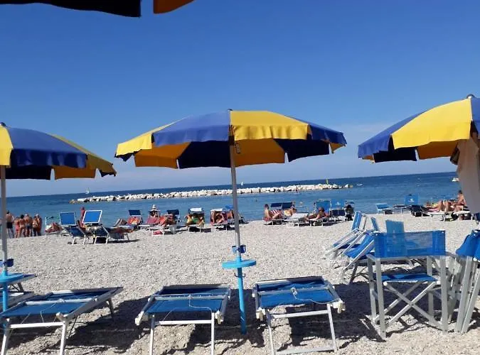 Casa Cuccagna 3* Fratte Rosa